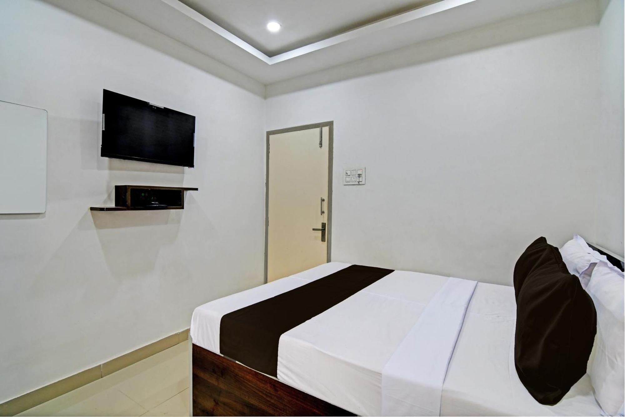 Hotel O Top 22 Kalküta Dış mekan fotoğraf